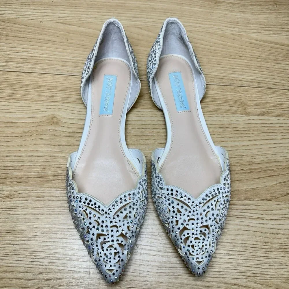 Betsey Johnson Lucy Flats Size 7 White Rhinestone Wedding Bride Something Blue